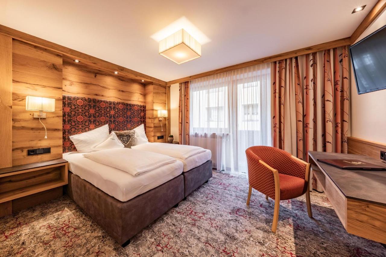 Superior Single Room,1029577600:JPEG