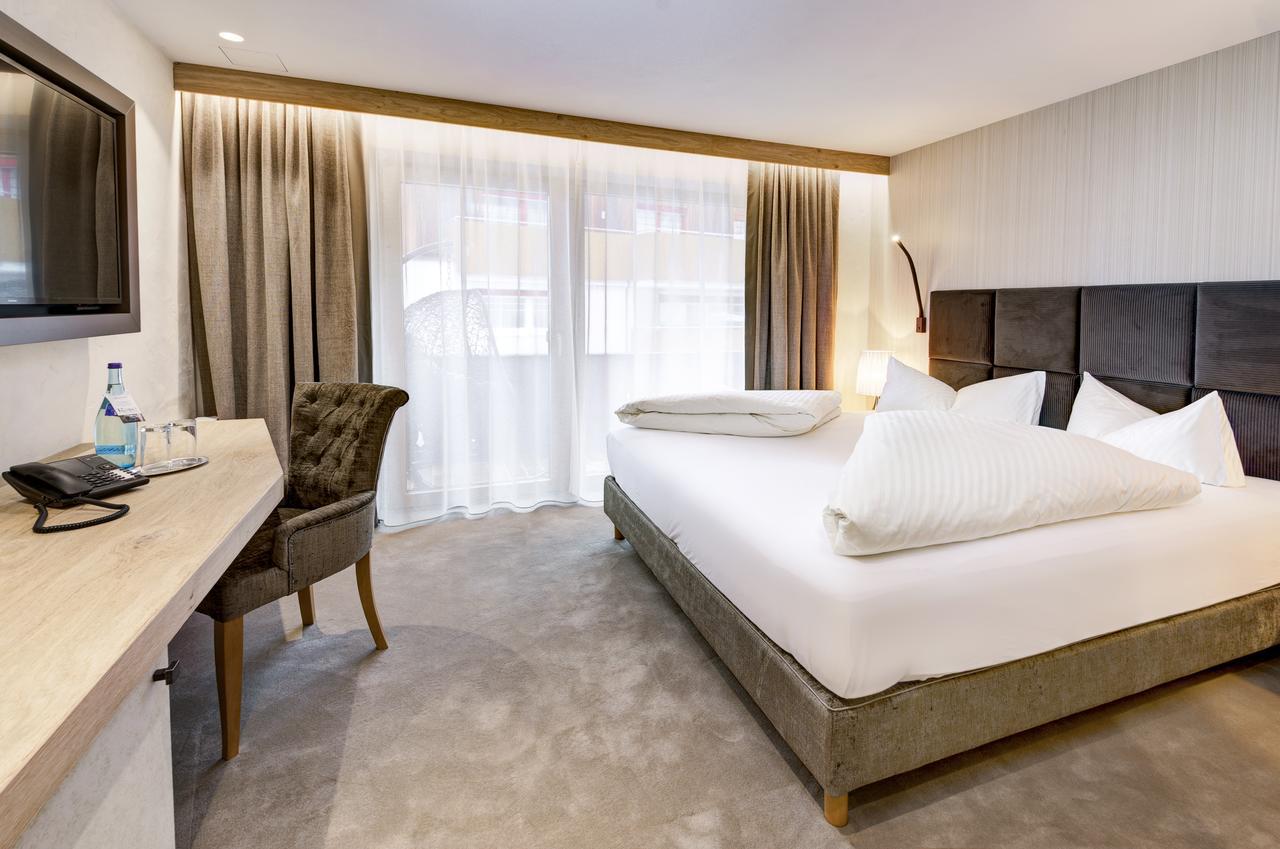 Deluxe Double Room,537232782:JPEG